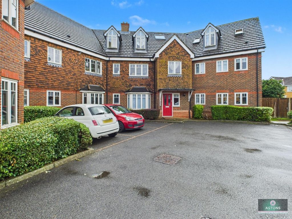 Property photo 1 of 18 Cam04622G0-Pr0042-Still018.Jpg