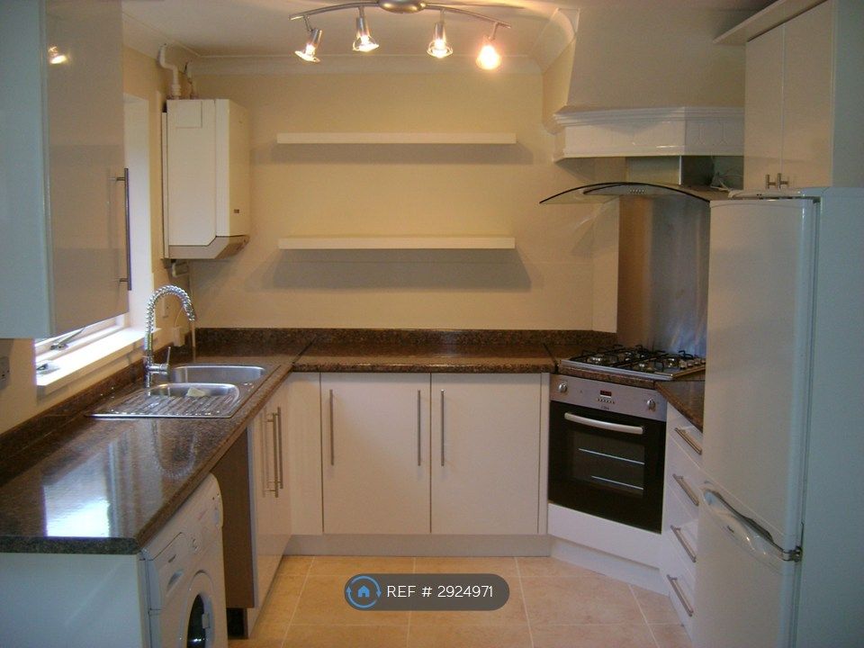 Property photo 3 of 8