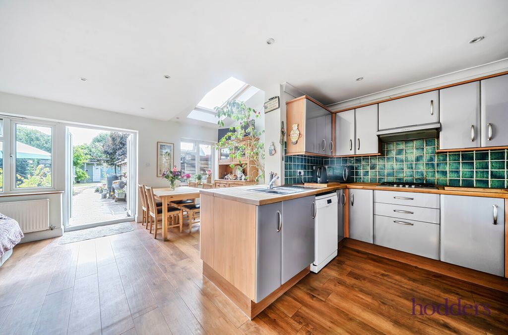 Property photo 2 of 20 F4F6Fc68-5191-4dc...