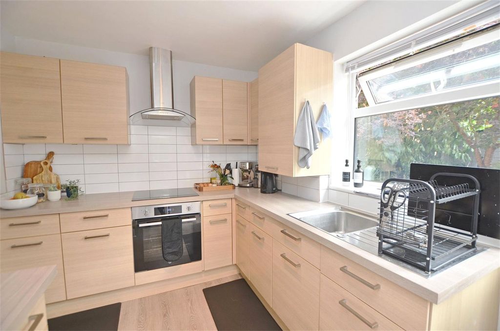 Property photo 3 of 10 Property Photo