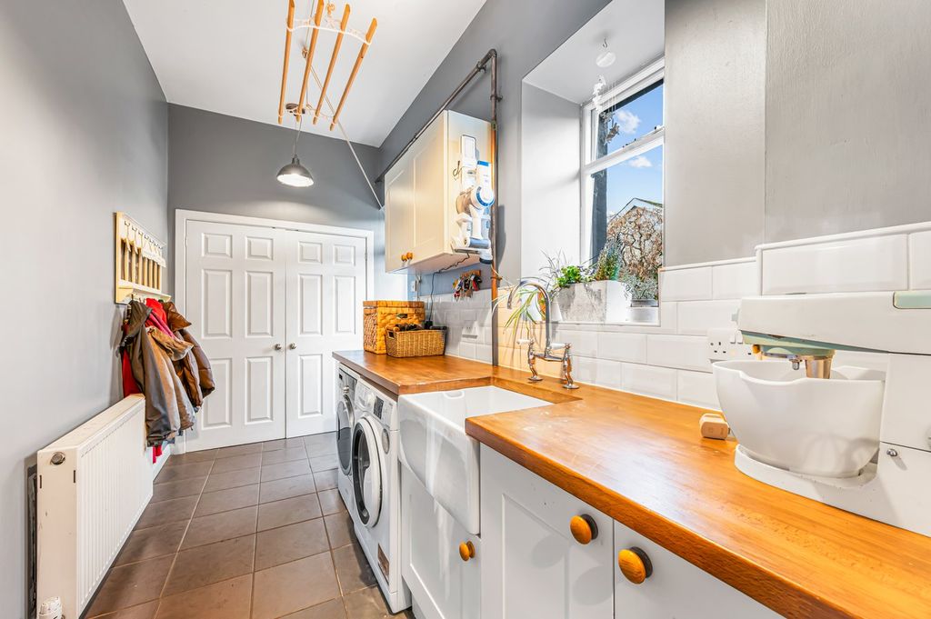 Additional image 19 of 5 bed detached house for saleStation Road, Oakley, Dunfermline KY12