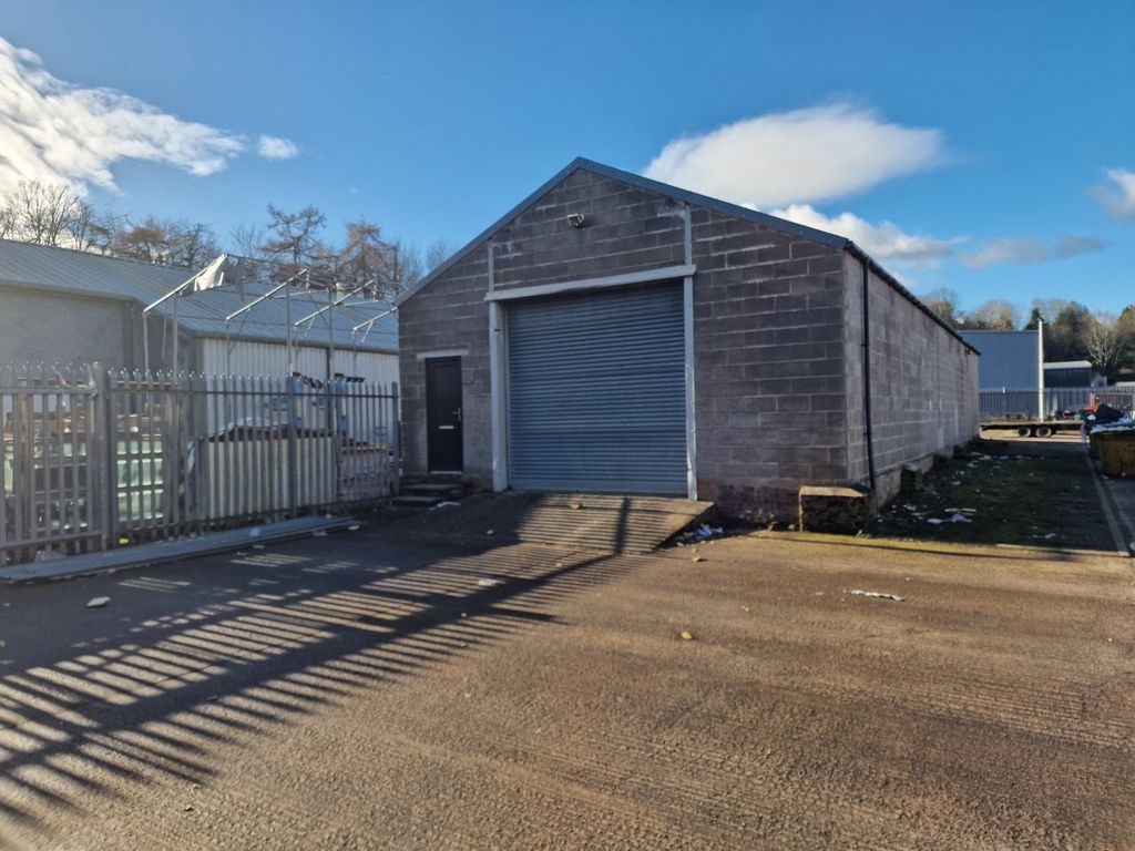 Property photo 1 of 5