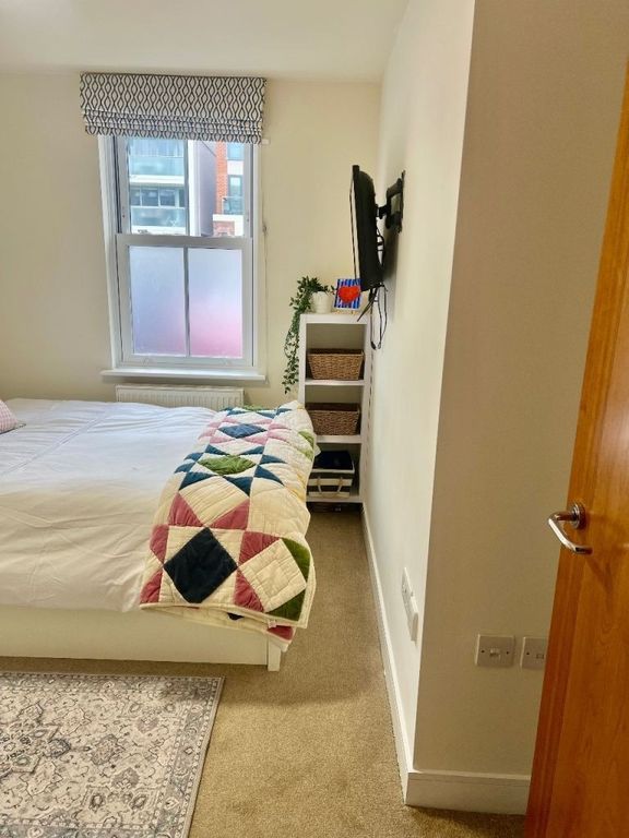 Property photo 2 of 6