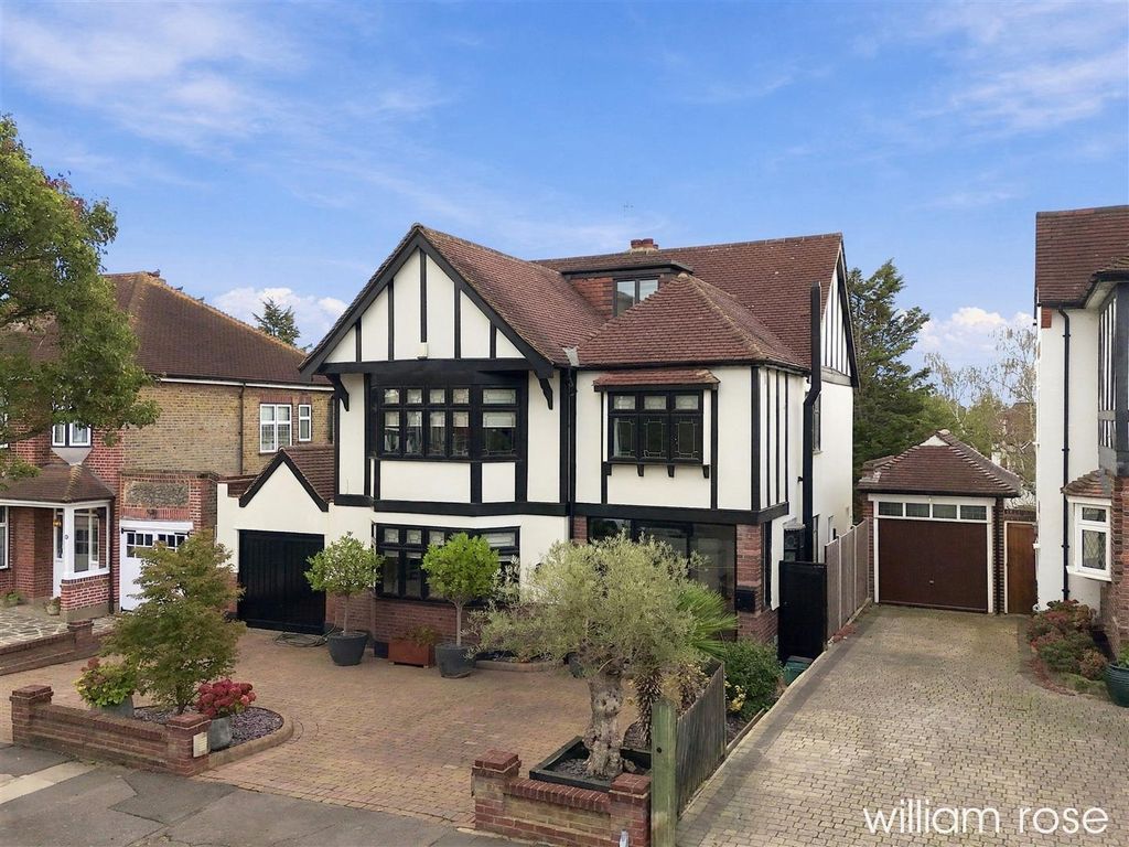 Property photo 1 of 32 2_002_Dji_20261014132334_0547_d_Autoremove_6775417
