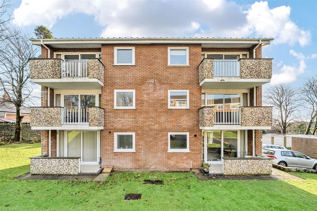 Property photo 1 of 18 1388073-1-693Bee07c74d0.Jpg