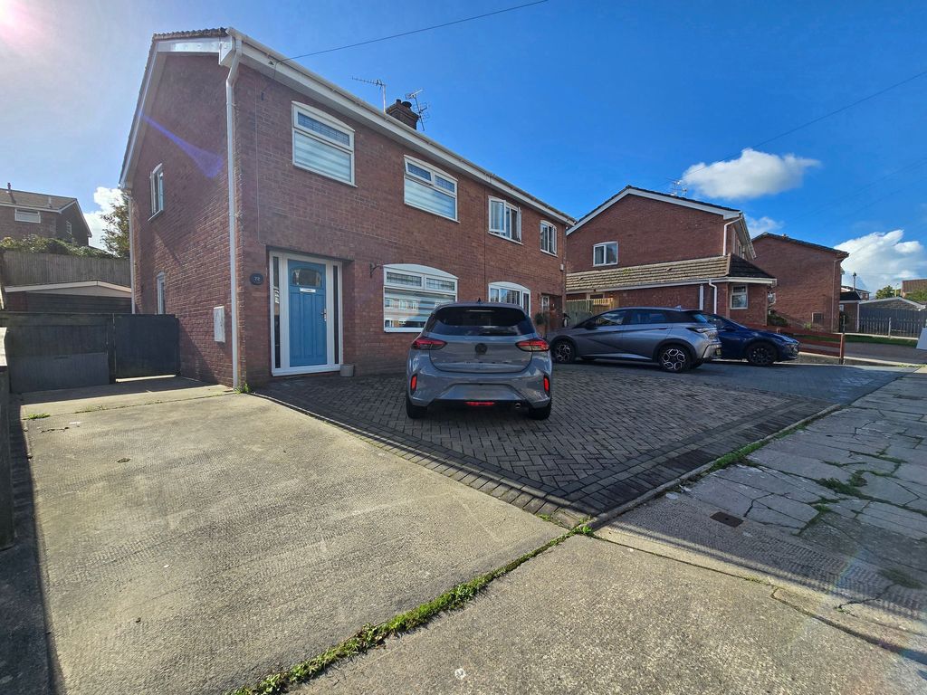 Property photo 1 of 23