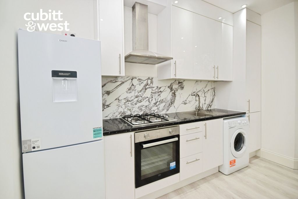 Property photo 3 of 5 Defd9146-Dsc_5370