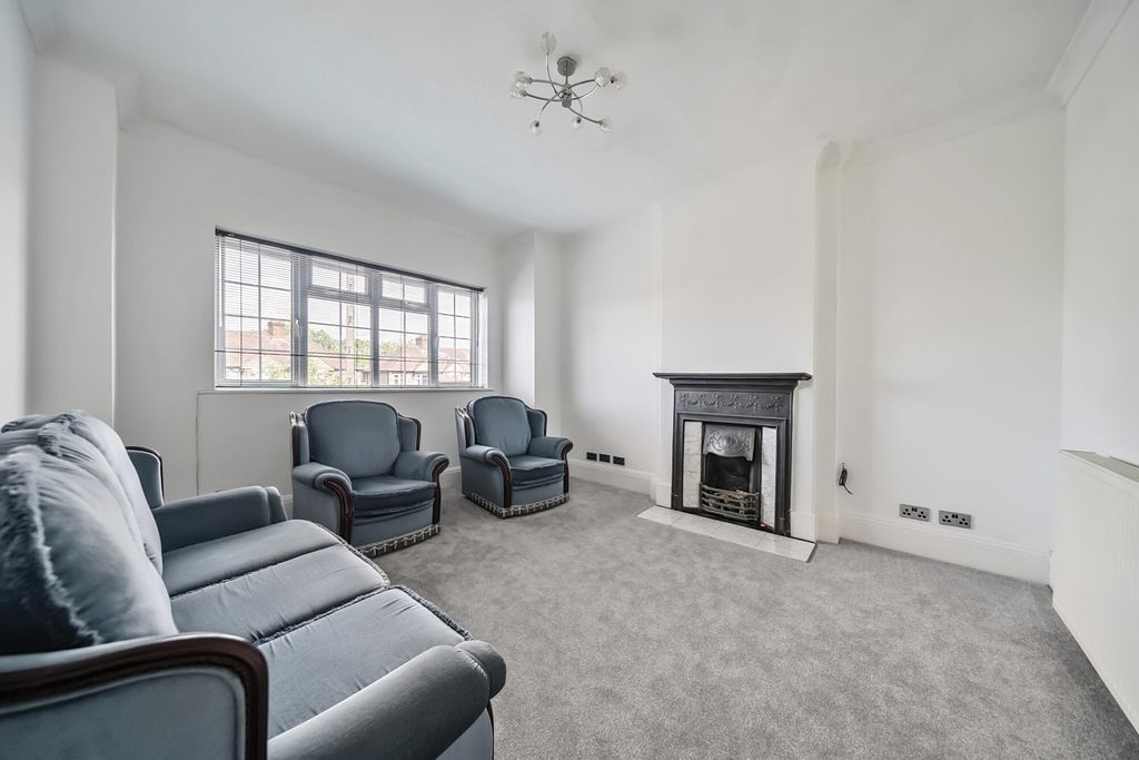 Property photo 2 of 13 Reception