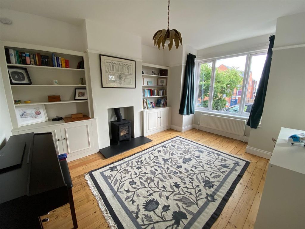 Property photo 2 of 35 Drawing Room.Jpg