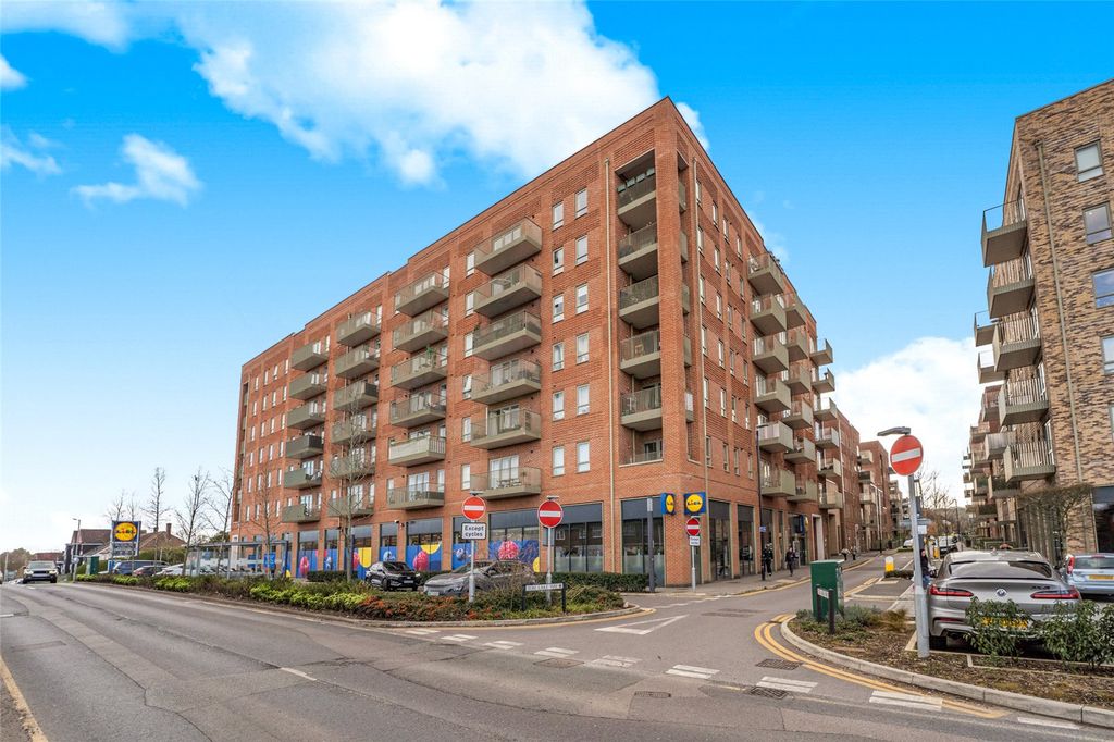 Property photo 1 of 21 Picture No. 03