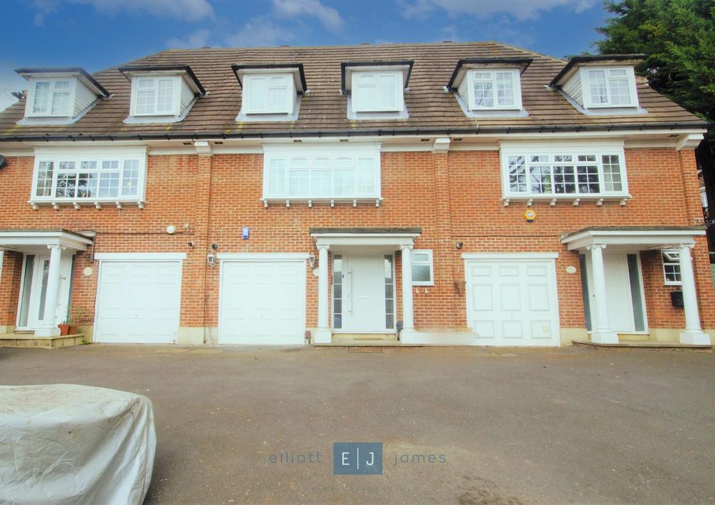 Property photo 1 of 22