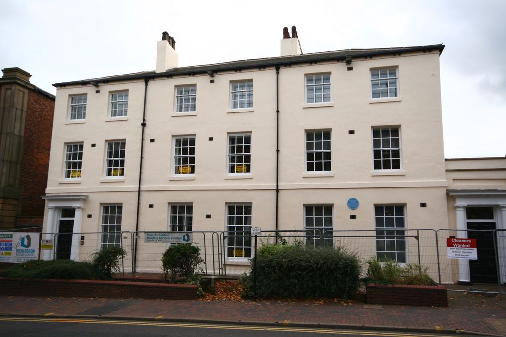 Property photo 1 of 6