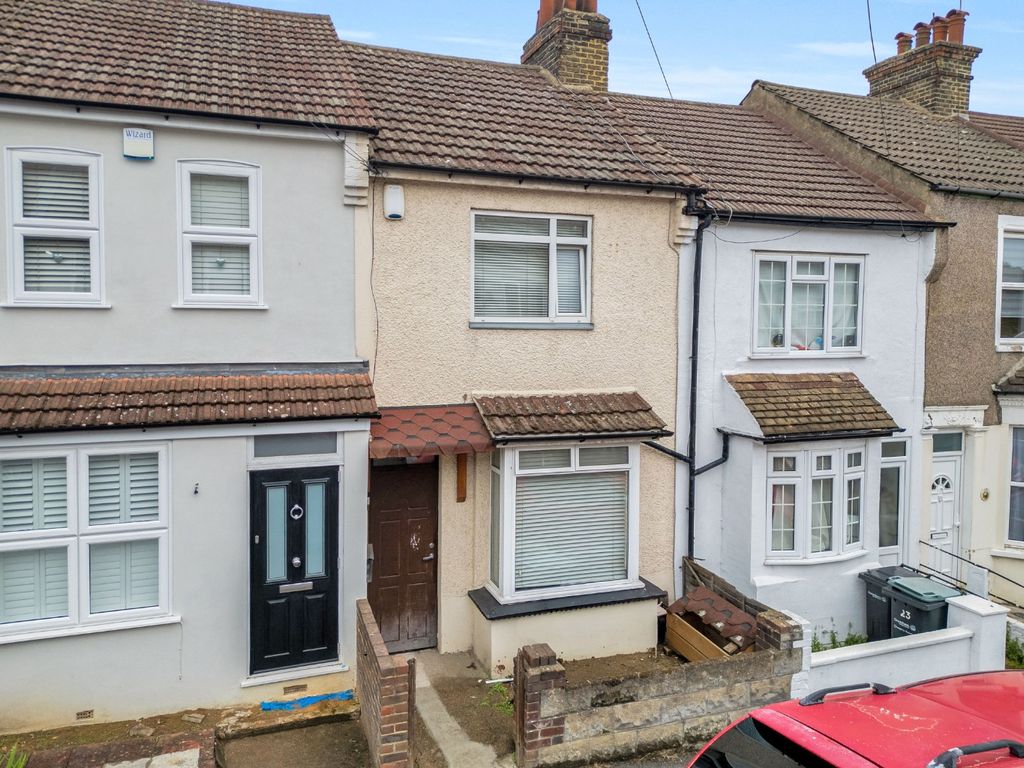 Property photo 1 of 18 5201461