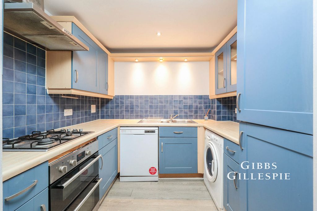 Property photo 1 of 10 Photo