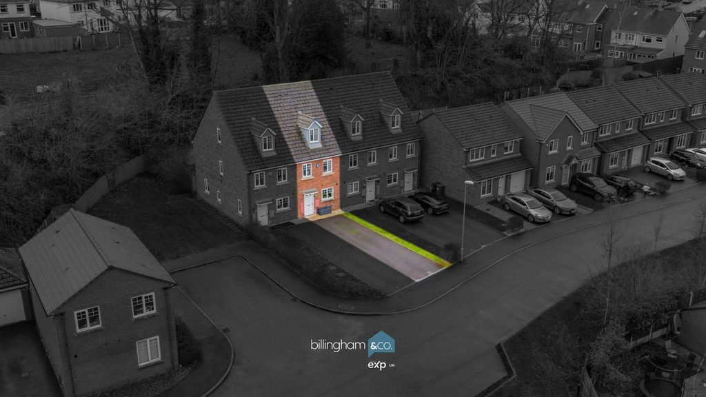 Property photo 1 of 29