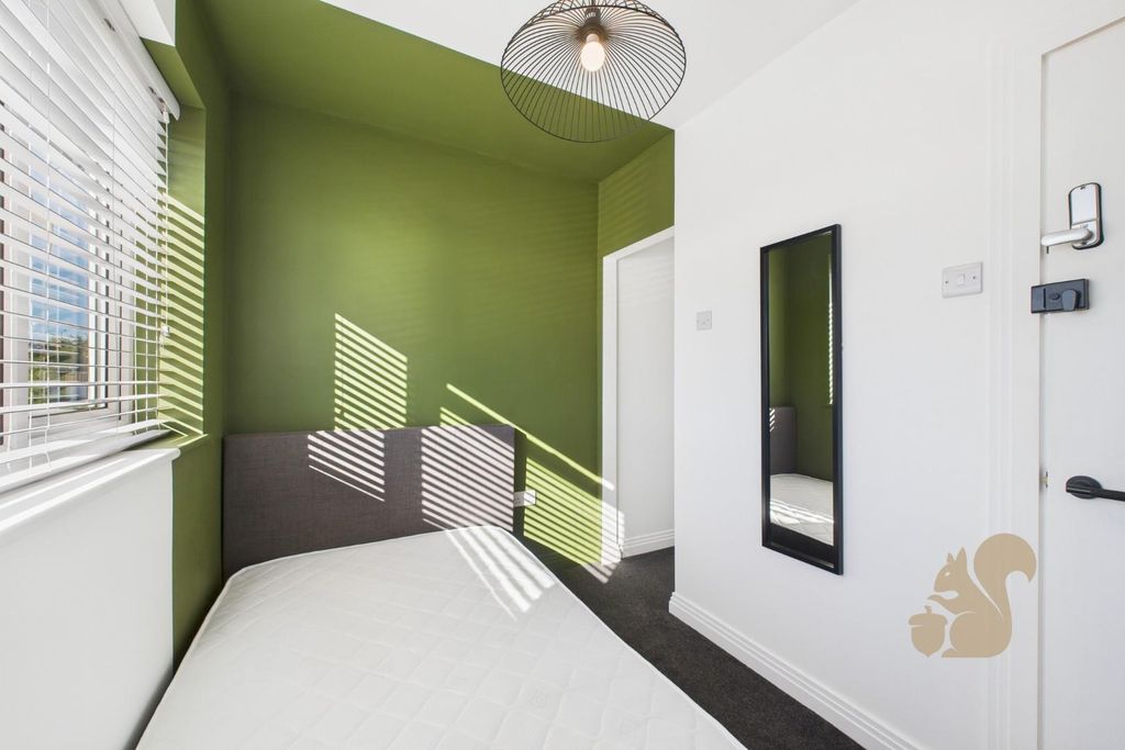 Property photo 2 of 13 Cam05565G0-Pr0032-Still001.Jpg