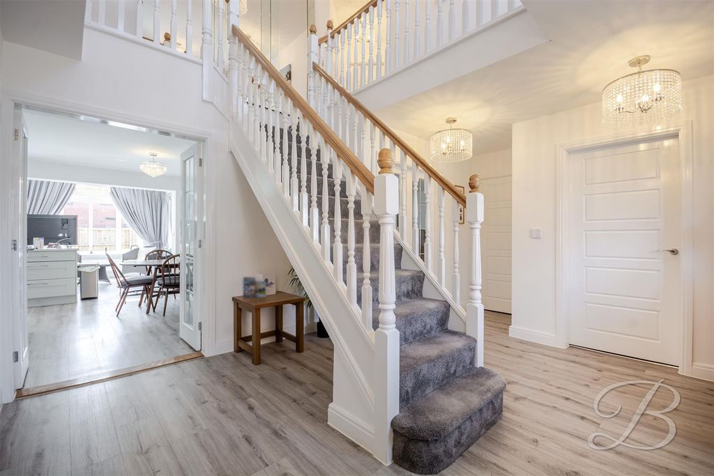 Property photo 2 of 40 Ccltd-63.Jpg