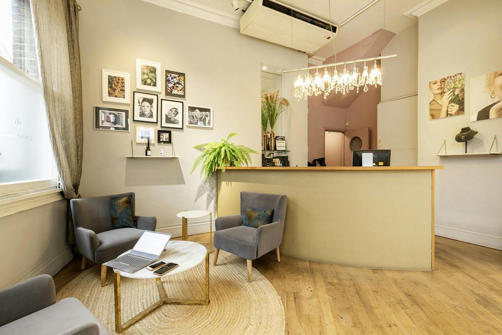 Property photo 2 of 7 292 Upper Street 9.Jpg