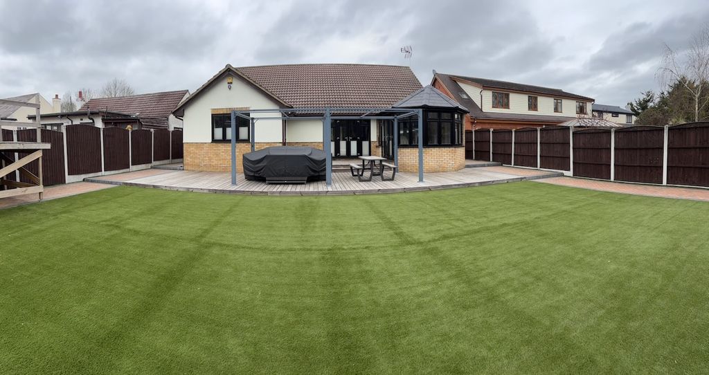 Property photo 3 of 41