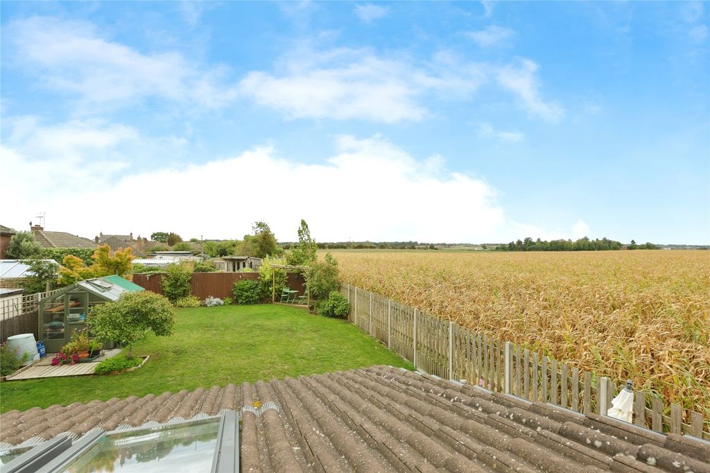 Property photo 2 of 23 Picture No. 22