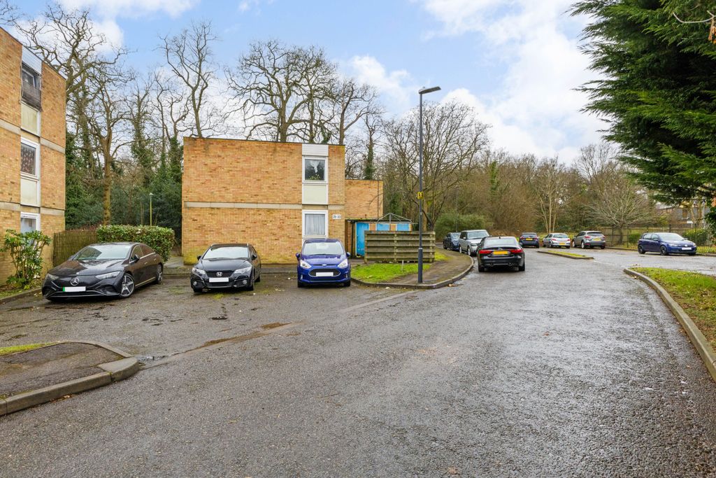 Property photo 3 of 13