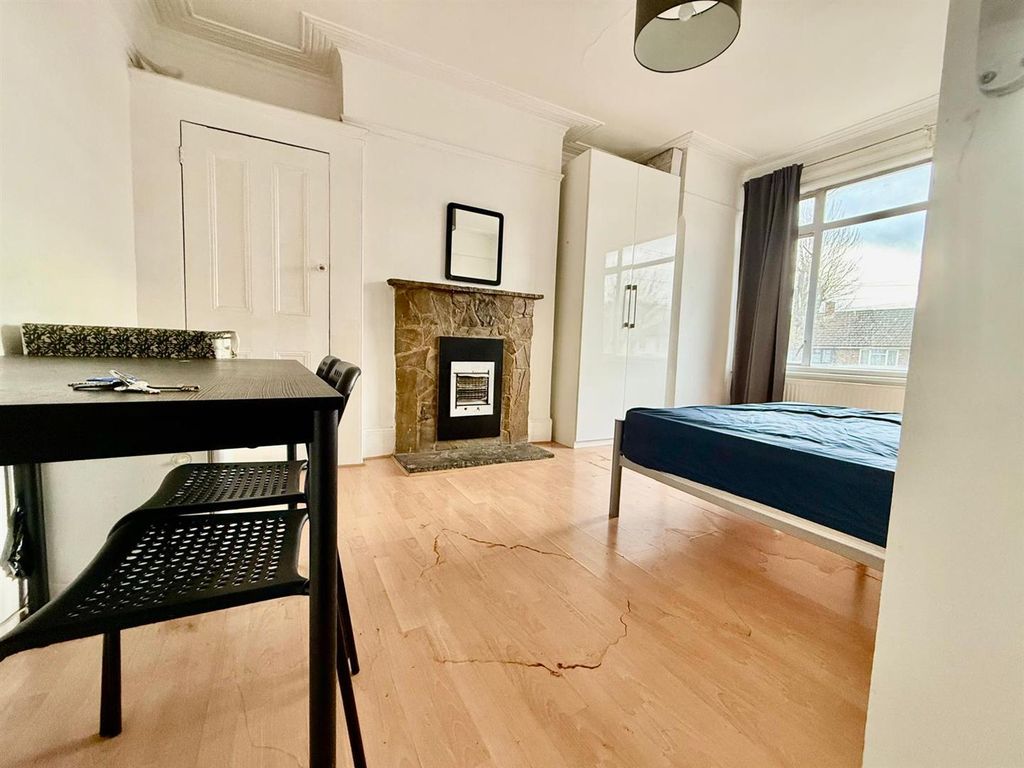 Property photo 1 of 8 Photo 1.Jpg