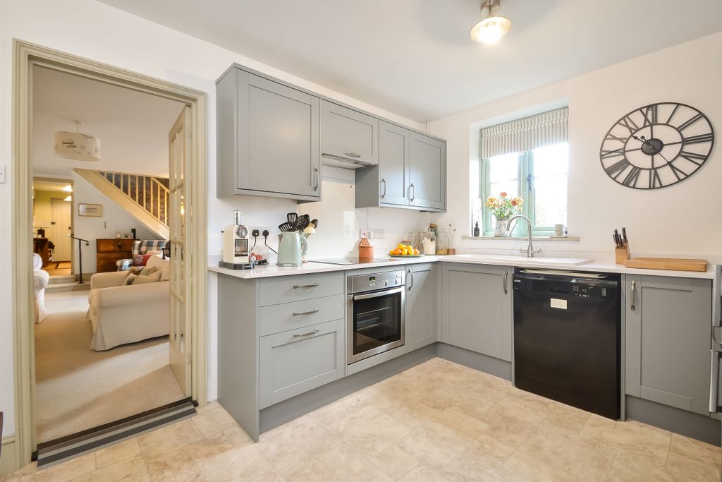 Property photo 3 of 16 Dsc_9827