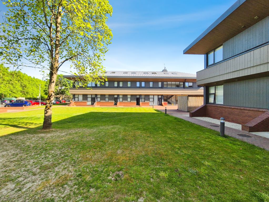 Property photo 1 of 8 Front