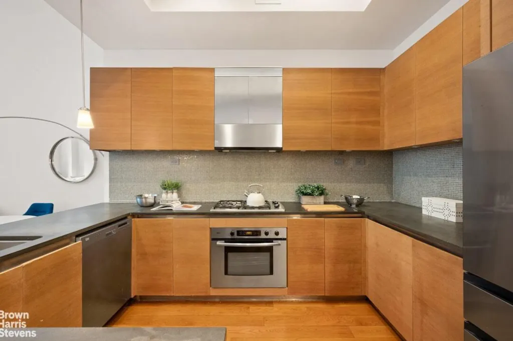 Property photo 3 of 10 <Alttext/>