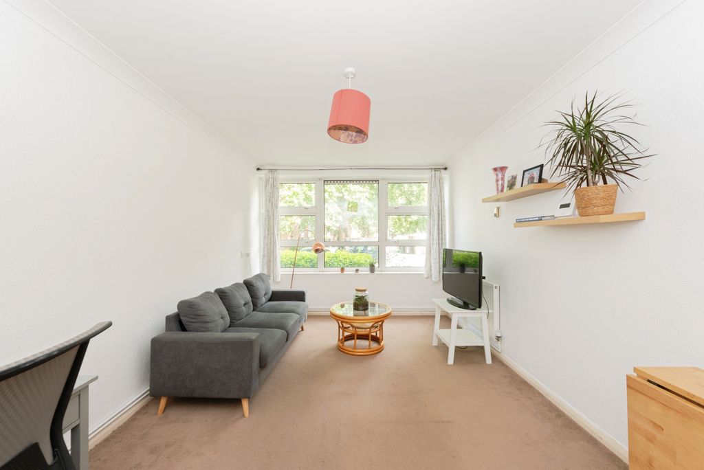 Property photo 3 of 14 Photo #3