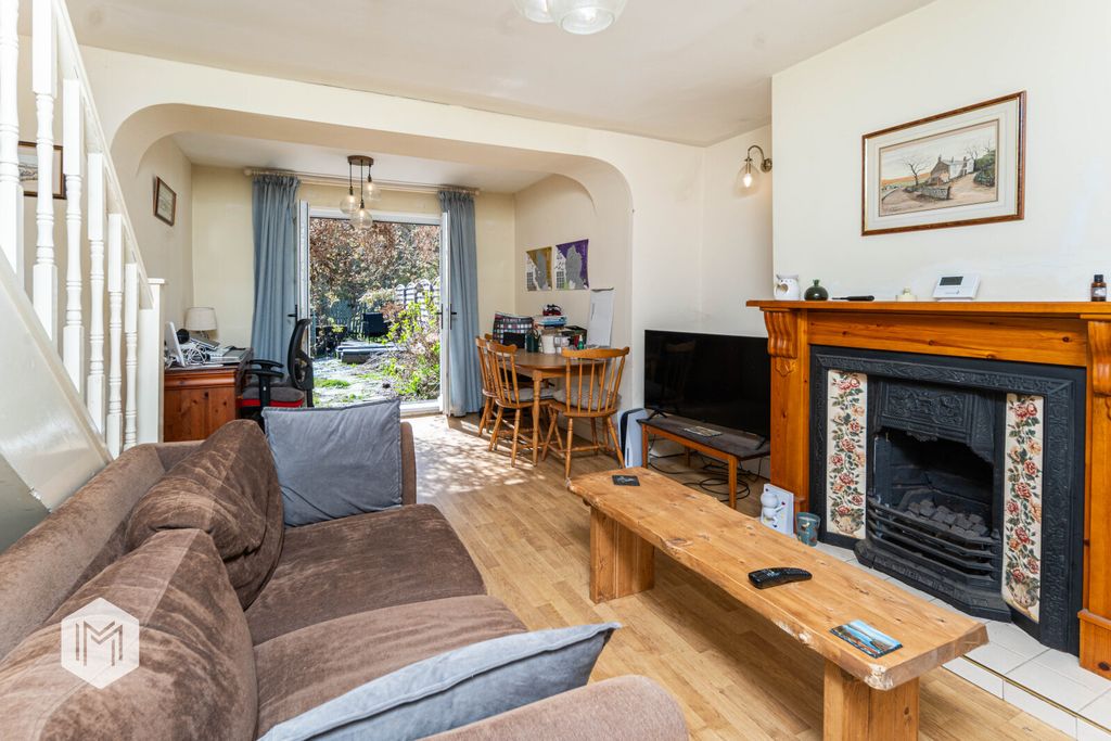 Property photo 2 of 14 Picture No. 52