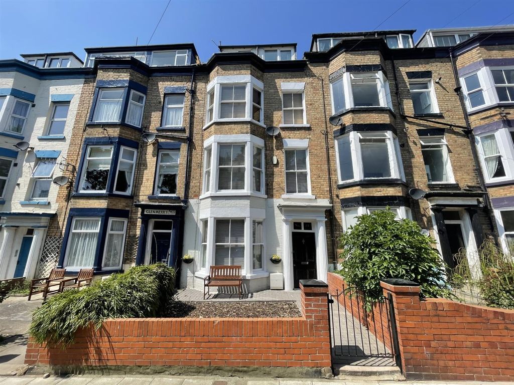 5 bed property for sale in Trafalgar Square, Scarborough YO12 Zoopla