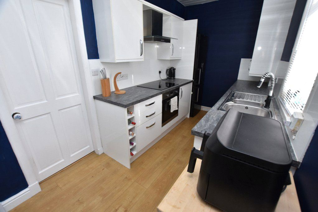 Property photo 3 of 14 Picture No. 06