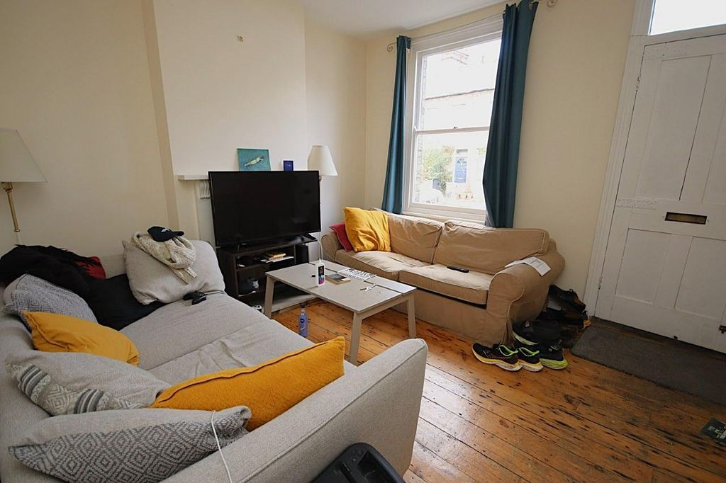 Property photo 3 of 11 Img_8284.Jpg