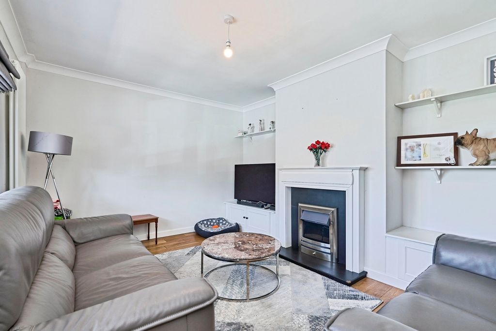 Property photo 2 of 17 Pbox-Img.Jpg