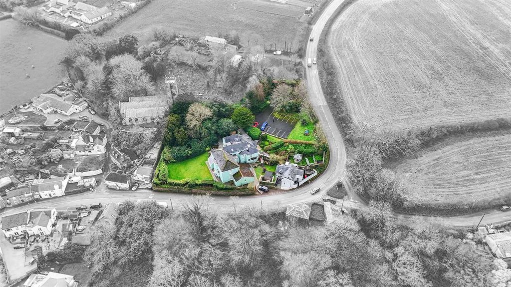 Property photo 1 of 17 Picture No. 01