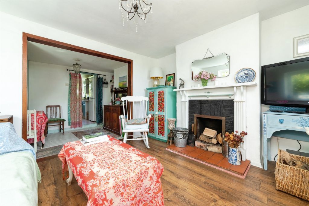 Property photo 2 of 18