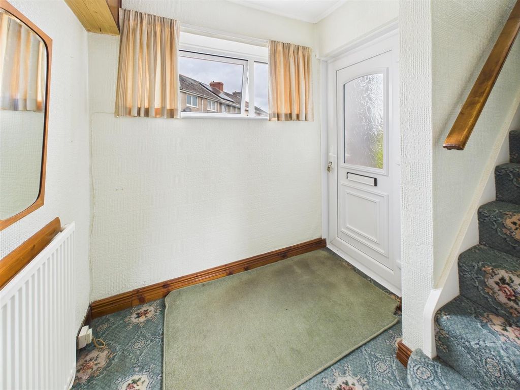 Property photo 2 of 25 Cam05474G0-Pr0018-Still001.Jpg