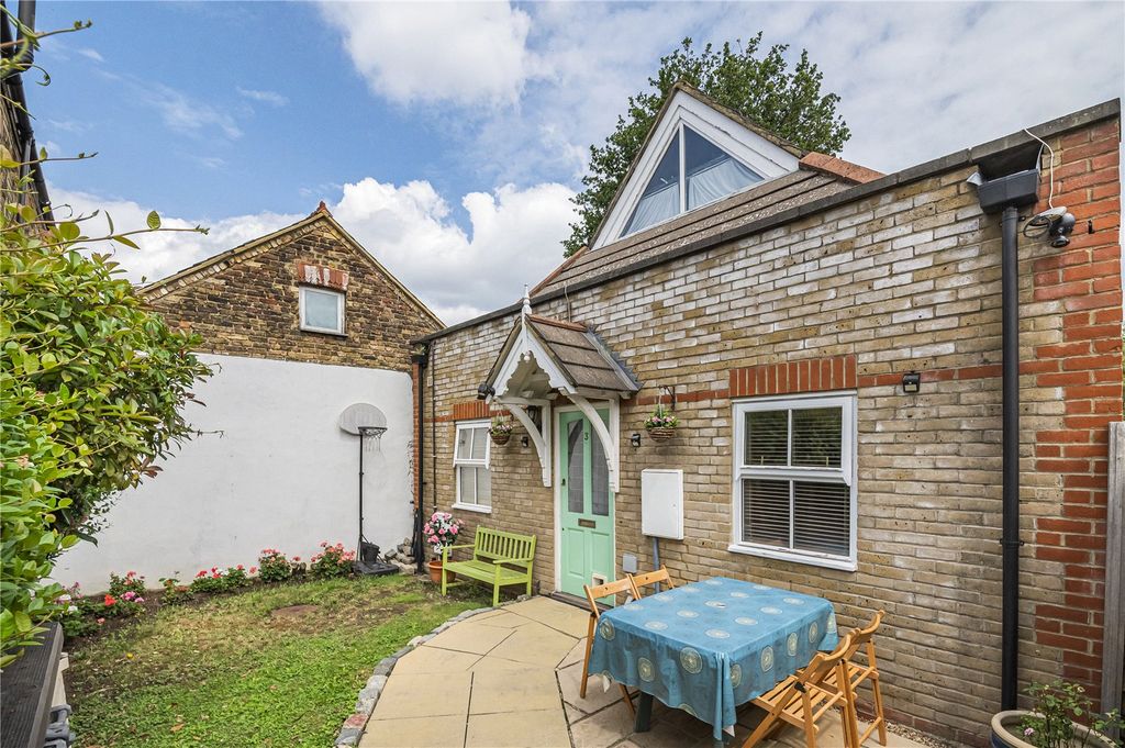 Property photo 1 of 13 Picture No. 16