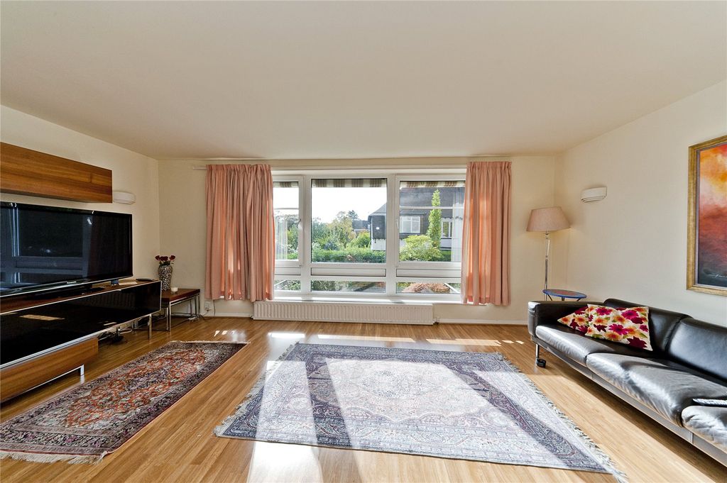 Property photo 2 of 11 Picture No. 02