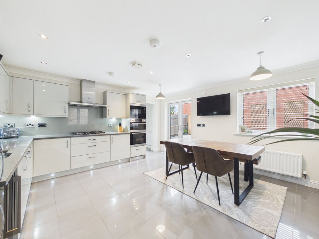 Property photo 3 of 15 Picture No. 09