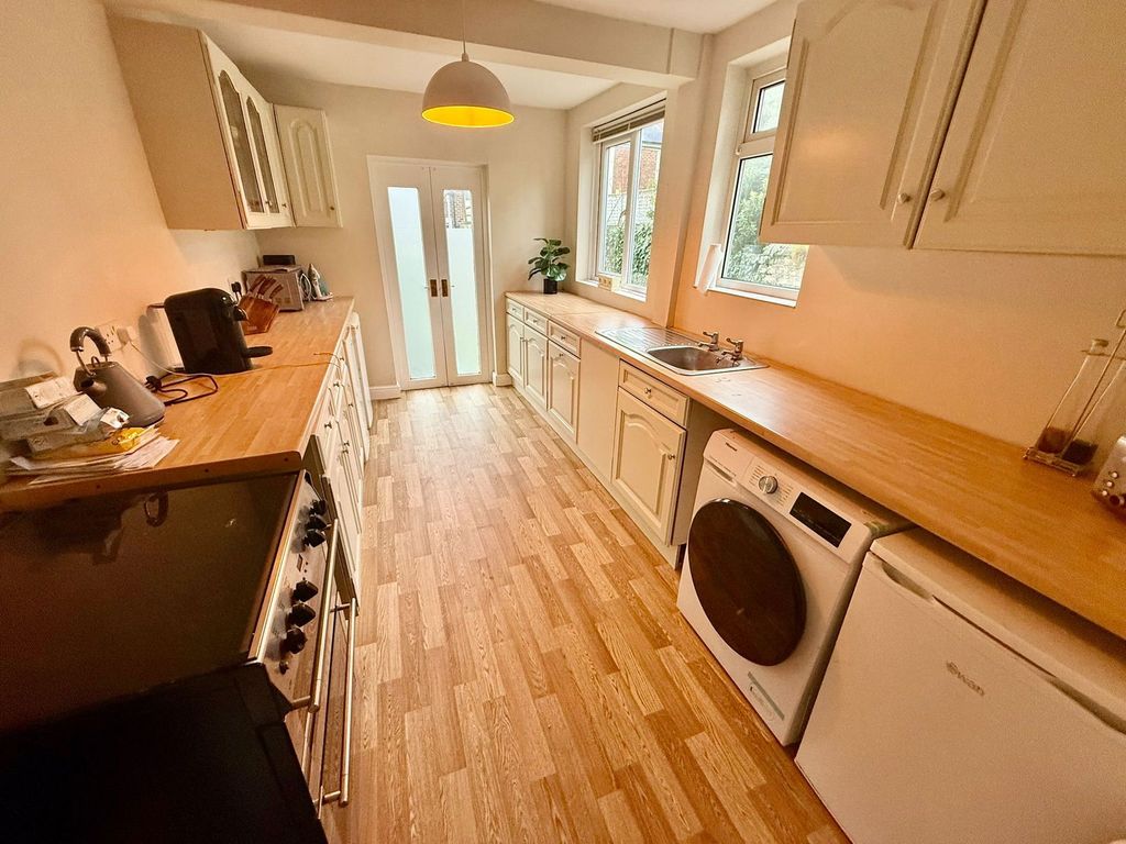 Property photo 2 of 14