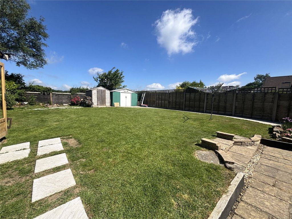 Property photo 2 of 15 Picture No. 46