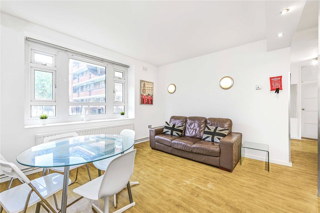 Property photo 3 of 16 Picture No. 06