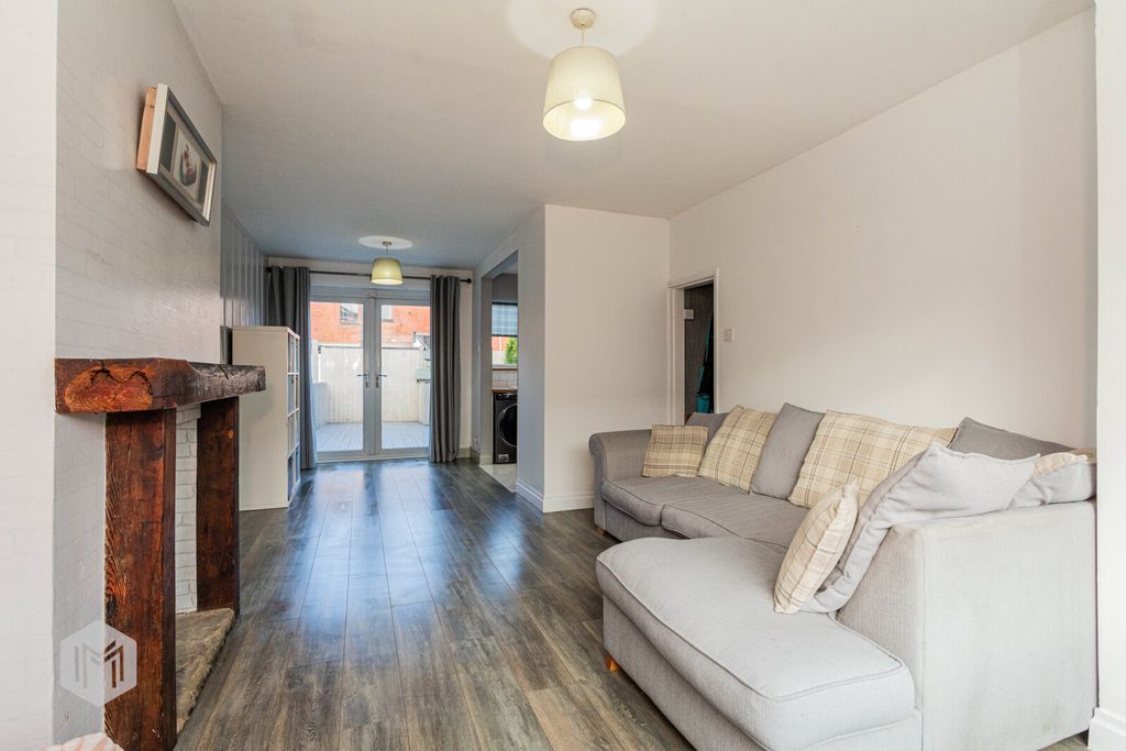 Property photo 3 of 20 Picture No. 10