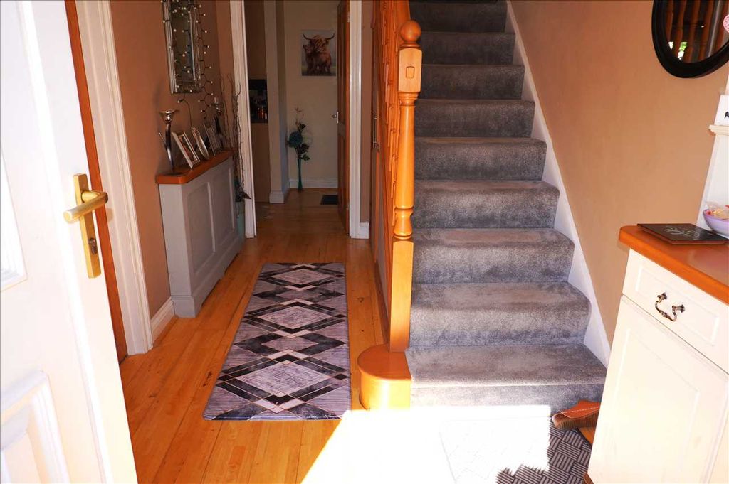 Property photo 3 of 26 Reception Hall :