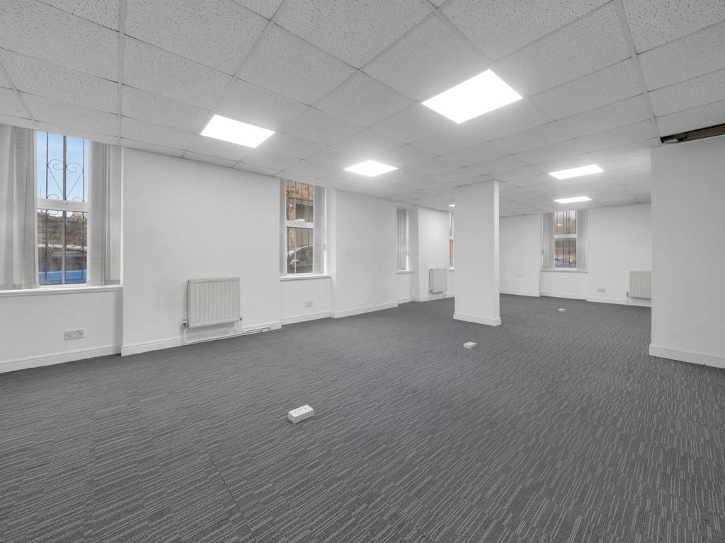 Property photo 2 of 9 Photo 1