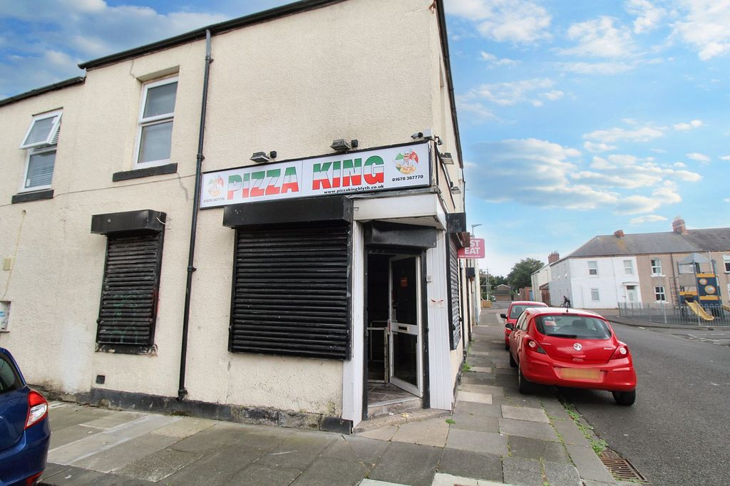 Property photo 1 of 5