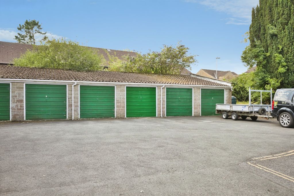 Property photo 3 of 20