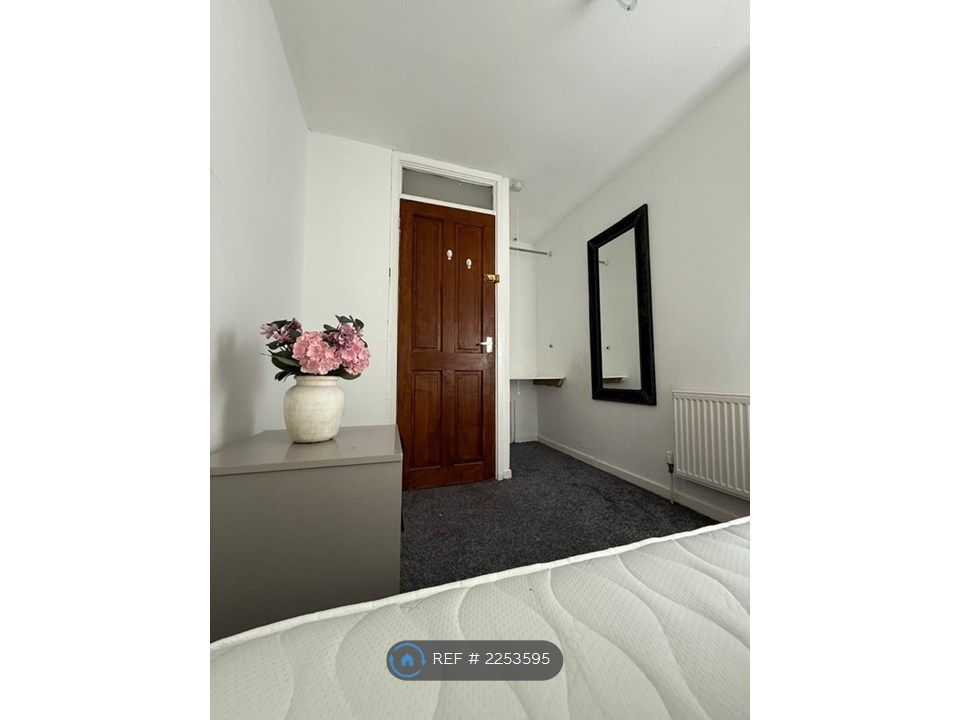 Property photo 3 of 3